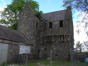 Earlstoun Castle