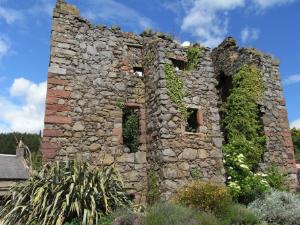 Denmylne Castle